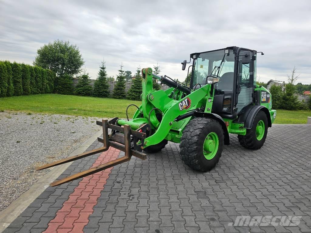 CAT 906 M ホイールローダー・タイヤショベル
