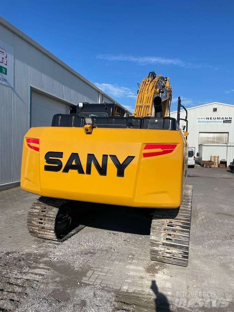 Sany SY 215 LC 大型油圧ショベル12t以上（パワーショベル・ユンボ）