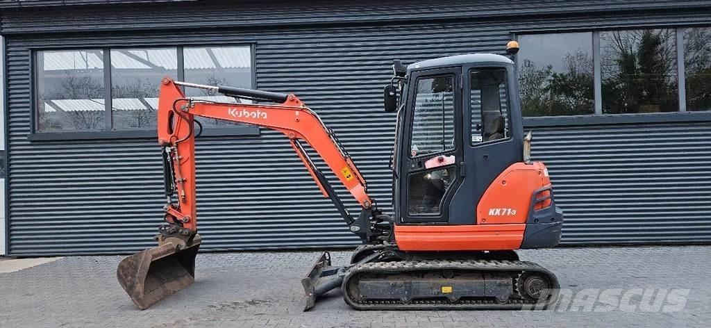 Kubota KX71-3 ミニ油圧ショベル 7t以下（ミニユンボ・ミニディガー）