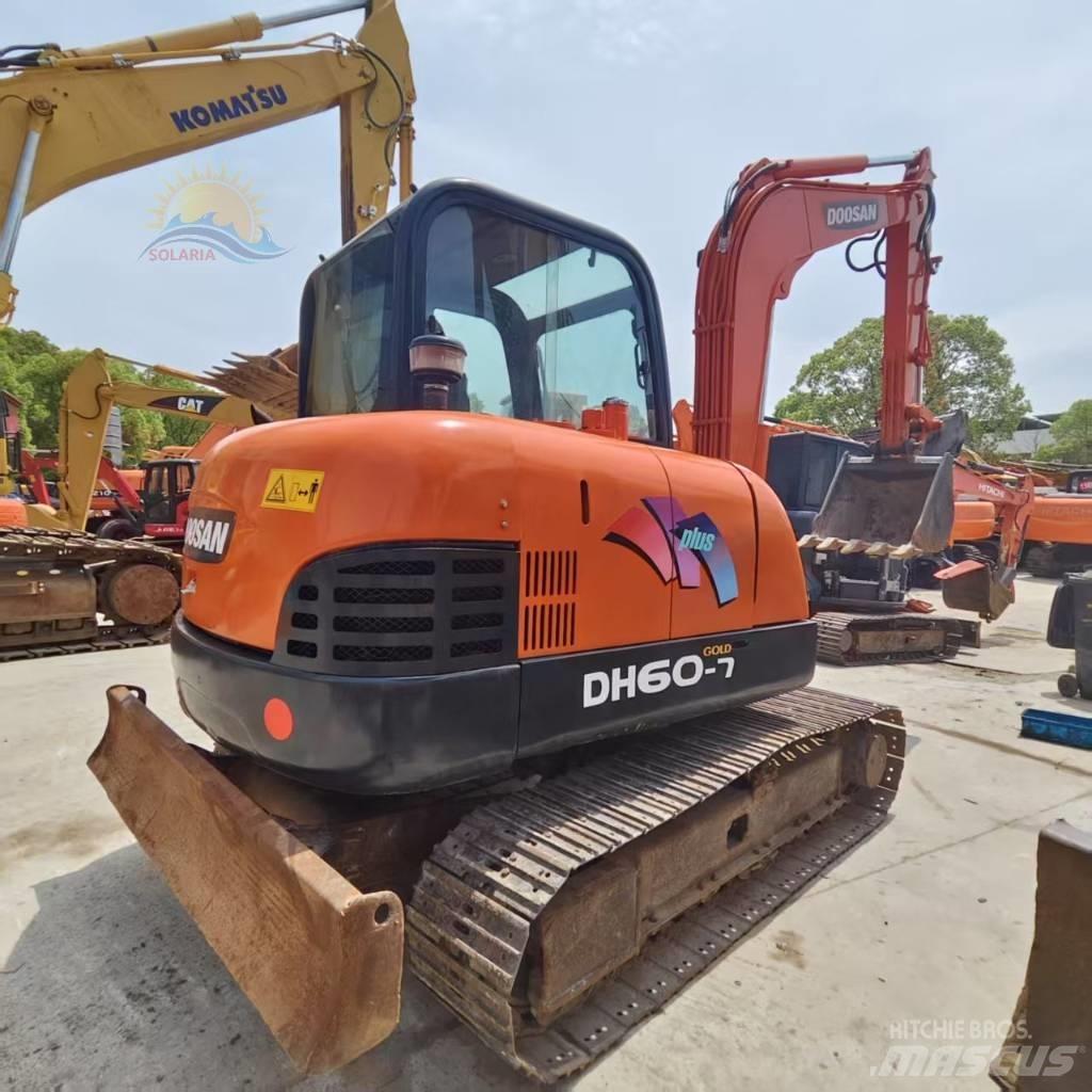 Doosan DH 60-7 ミニ油圧ショベル 7t以下（ミニユンボ・ミニディガー）
