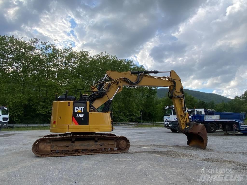 CAT 325 FL CR 大型油圧ショベル12t以上（パワーショベル・ユンボ）