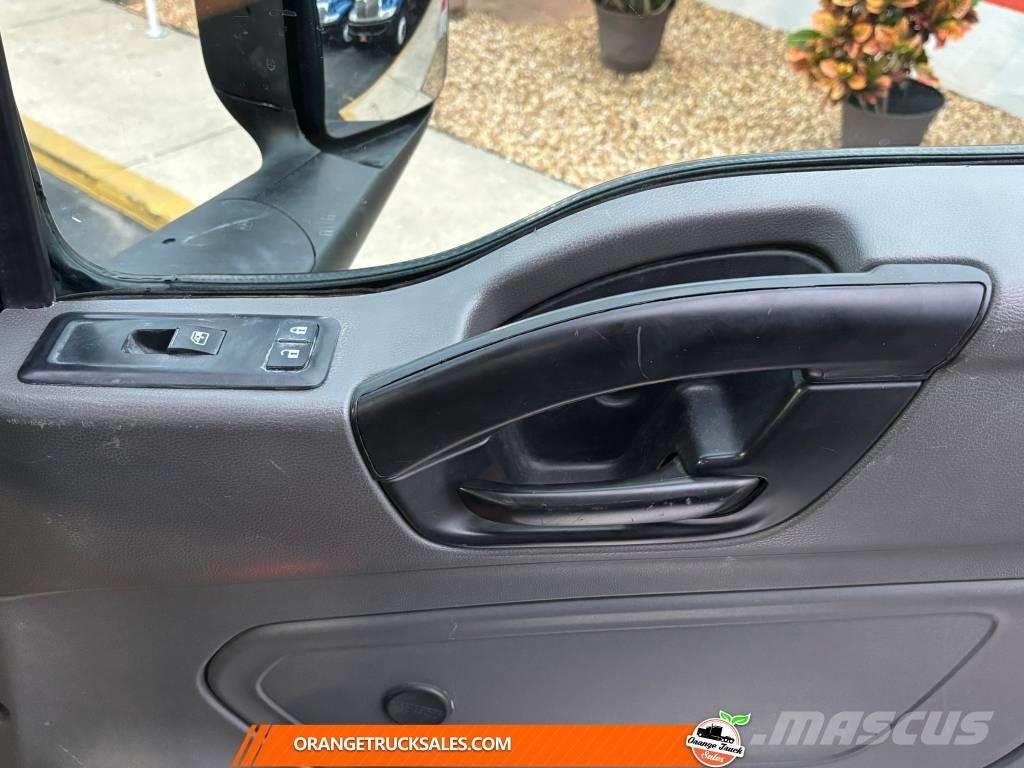 International LT 625 タンカートラック