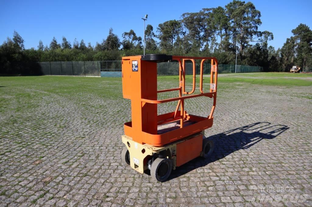 JLG 1230 ES 垂直昇降型リフト