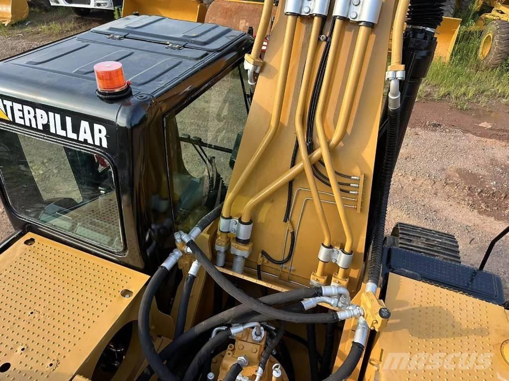 CAT 330D 大型油圧ショベル12t以上（パワーショベル・ユンボ）