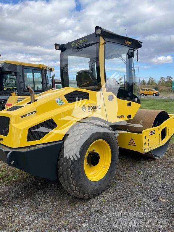 Bomag BW177D-5 振動ローラ