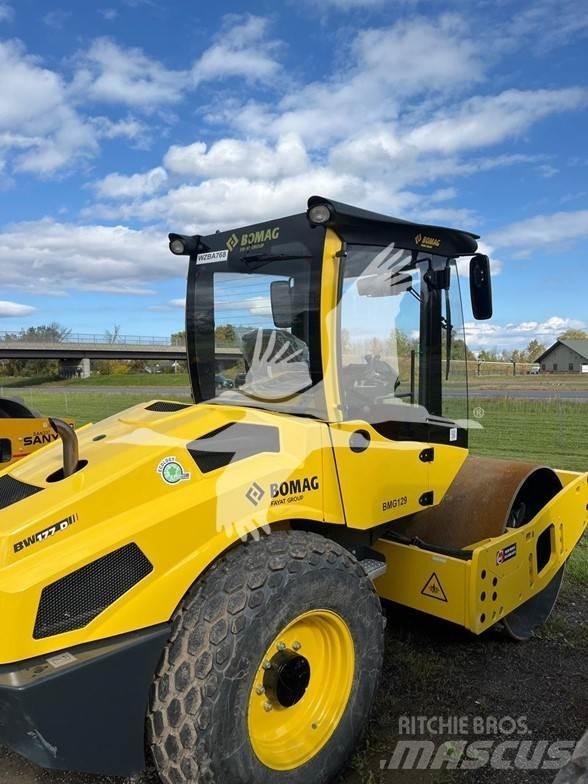 Bomag BW177D-5 振動ローラ