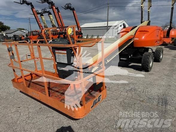JLG 400S ブームリフト　直伸型