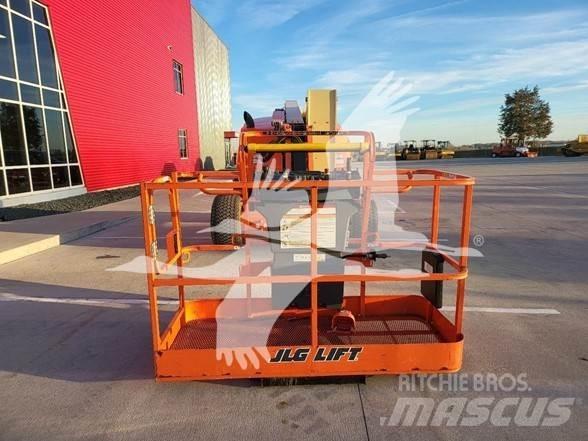 JLG 450AJ ブームリフト　屈伸型
