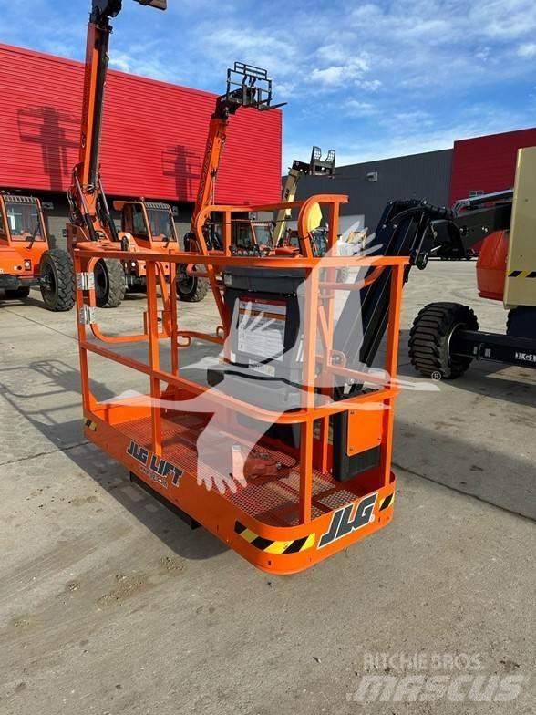 JLG 450AJ ブームリフト　屈伸型