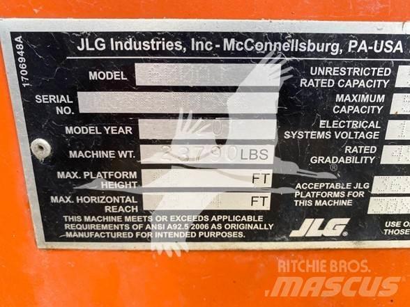 JLG 600AJ ブームリフト　屈伸型