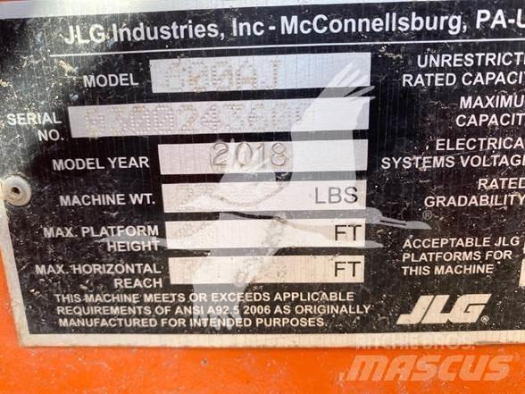 JLG 600AJ ブームリフト　屈伸型