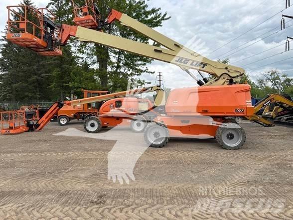 JLG 600S ブームリフト　直伸型