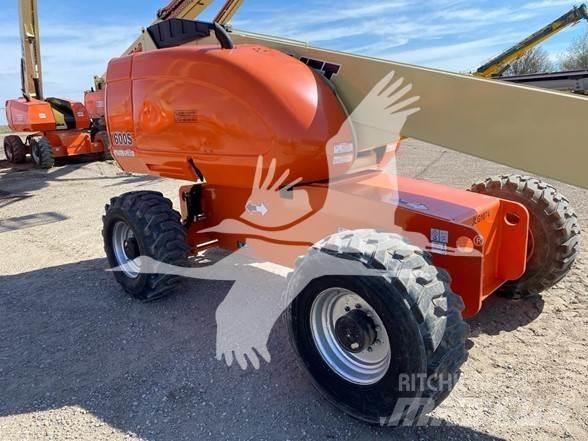 JLG 600S ブームリフト　直伸型