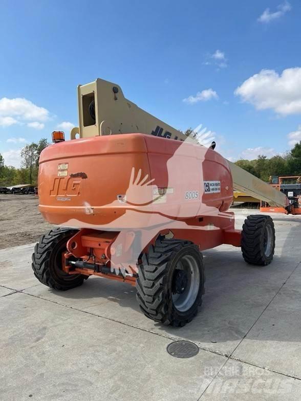 JLG 800S ブームリフト　直伸型