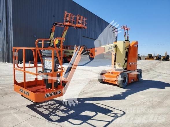 JLG E300AJP ブームリフト　屈伸型