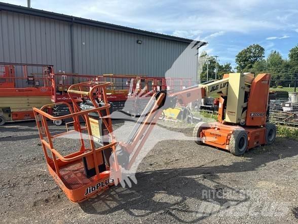JLG E300AJP ブームリフト　屈伸型