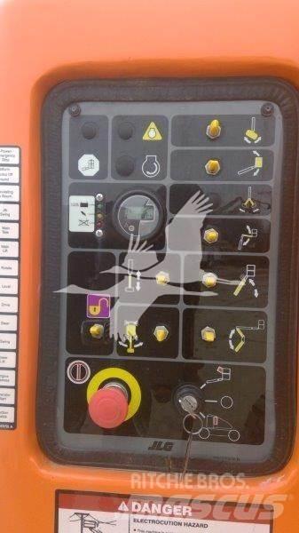 JLG E450AJ ブームリフト　屈伸型