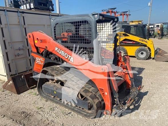 Kubota SVL75-2 スキッドステアローダー