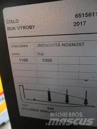 Toyota OSE 100W 低型オーダーピッカー