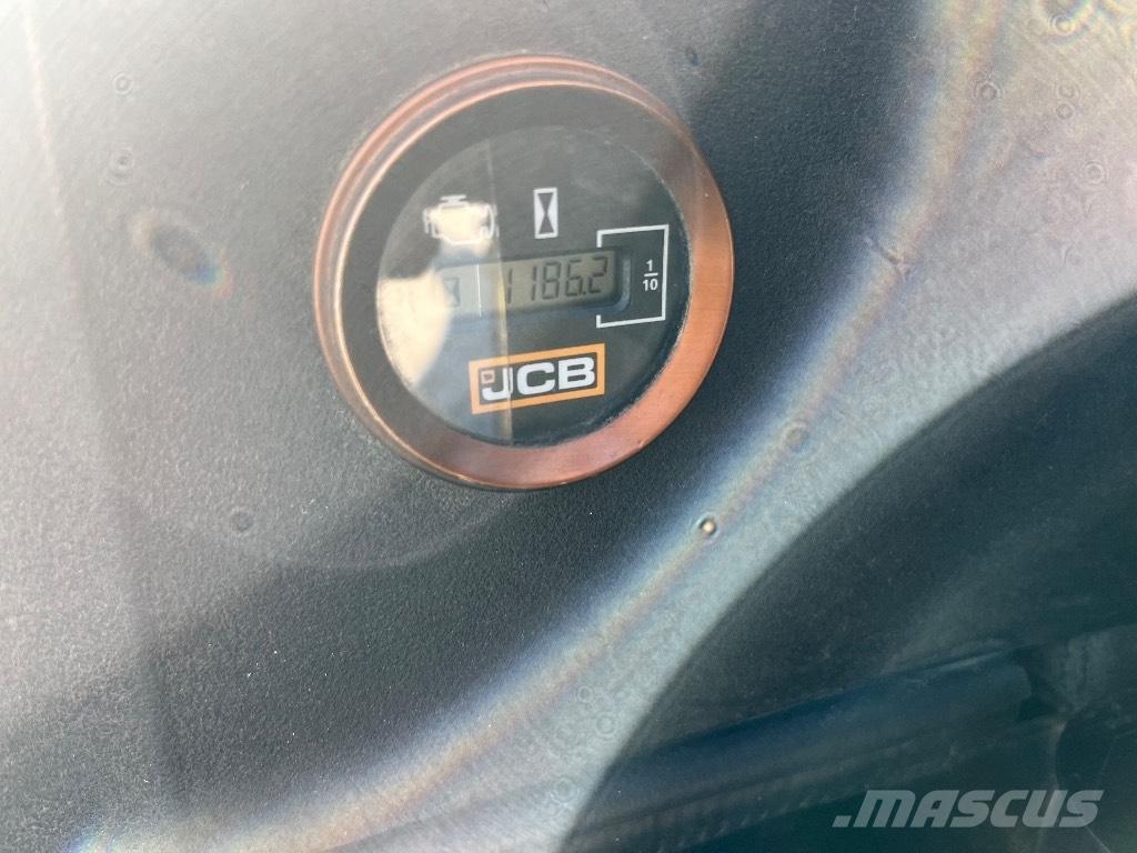 JCB 16 C-1 T3 ミニ油圧ショベル 7t以下（ミニユンボ・ミニディガー）