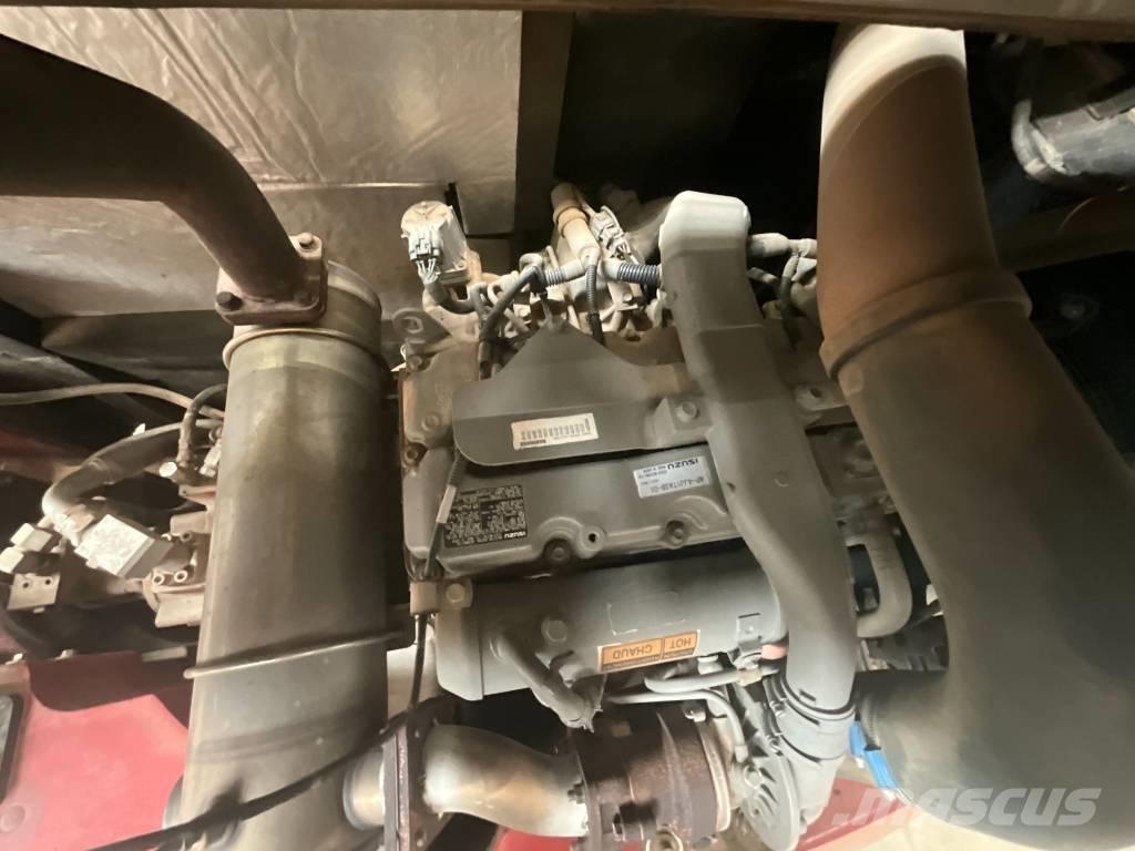 Takeuchi TB 290 中型油圧ショベル 7ｔ-12ｔ（ユンボ・パワーショベル・バックホー）