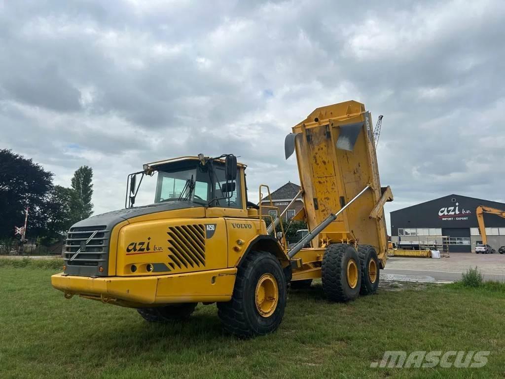 Volvo A25D アーティキュレート式ダンプトラック