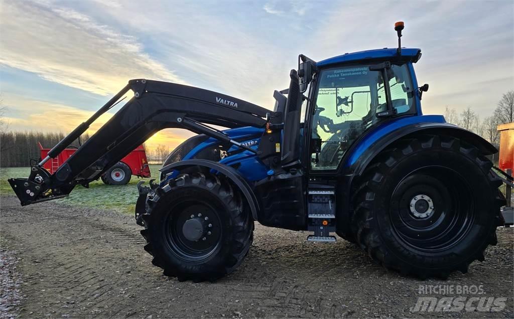 Valtra T175e Versu トラクター