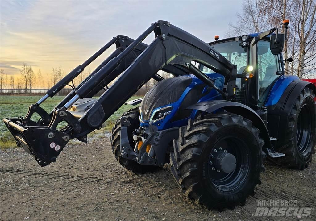 Valtra T175e Versu トラクター