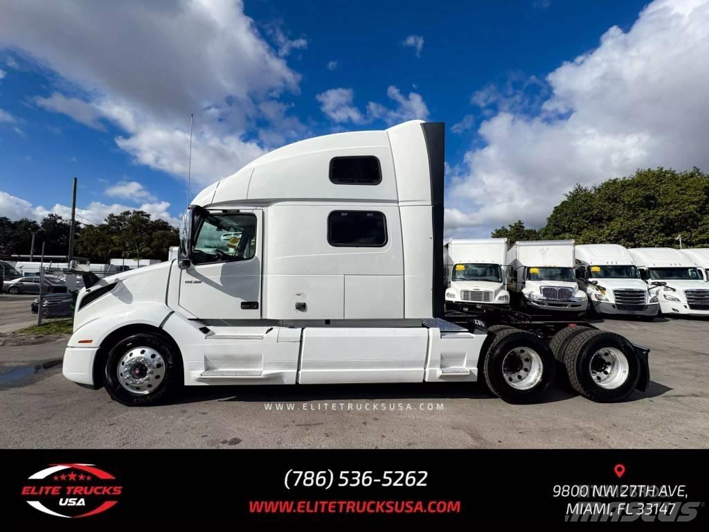 Volvo Commercial VNL 中古トラクターヘッド | トレーラーヘッド