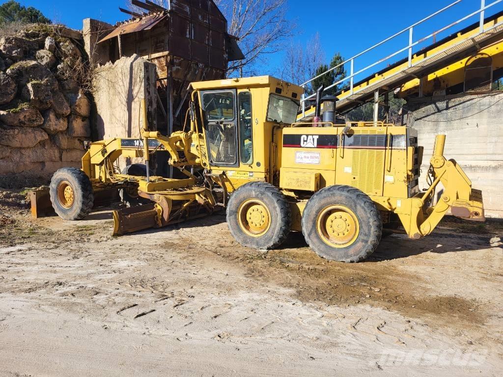 CAT 140 H モーターグレーダー