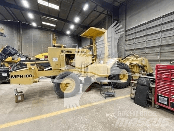 CAT D5K2 LGP ブルドーザー