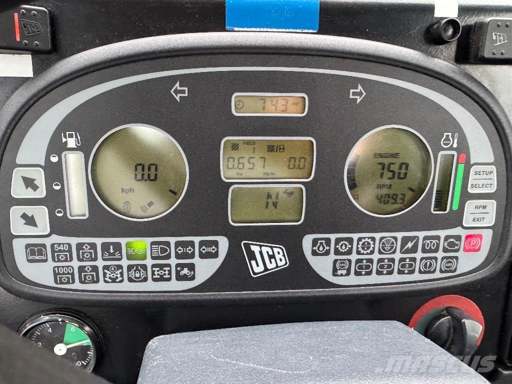 JCB Fastrac 2155 トラクター