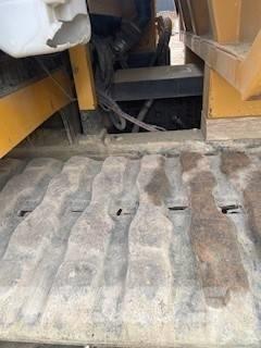 Morooka MST 2200 V キャリアダンプ