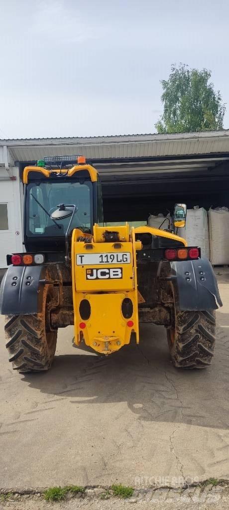 JCB 531-70 テレスコーピックハンドラー