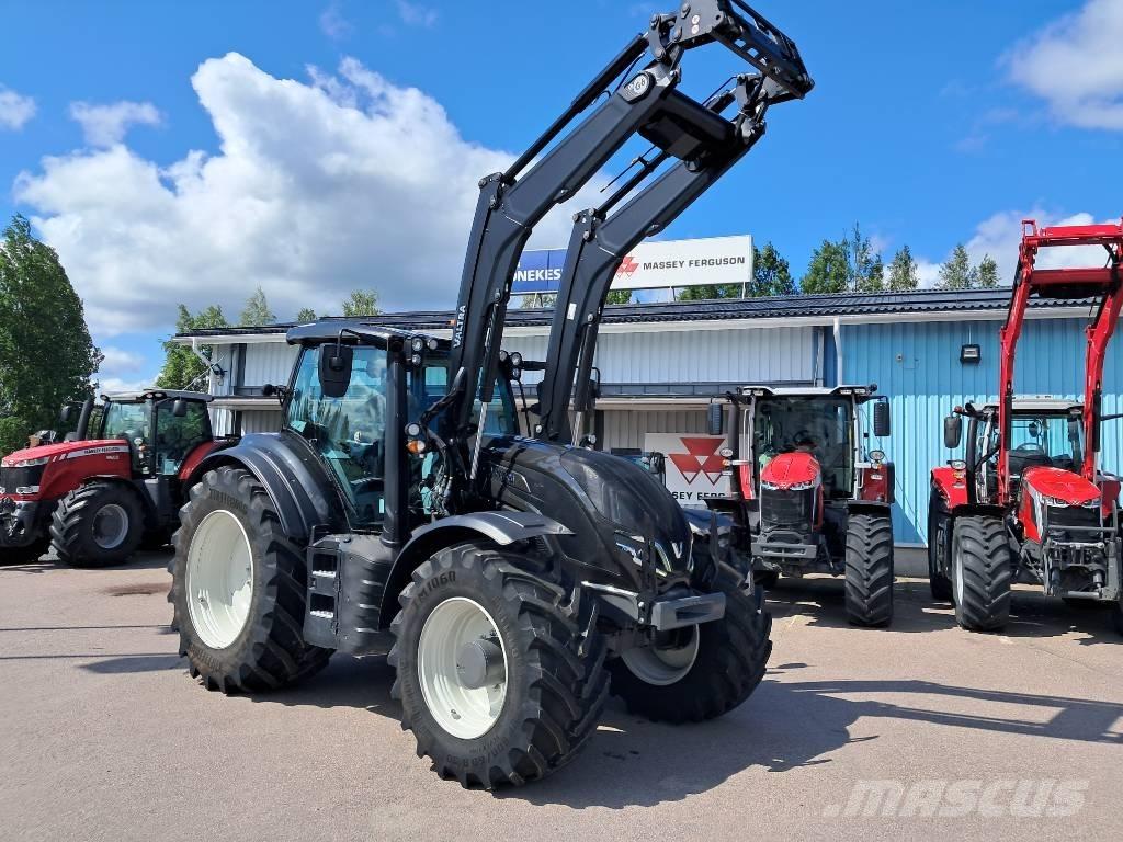 Valtra T 175 Direct トラクター