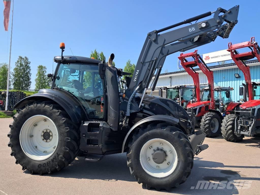 Valtra T 175 Direct トラクター