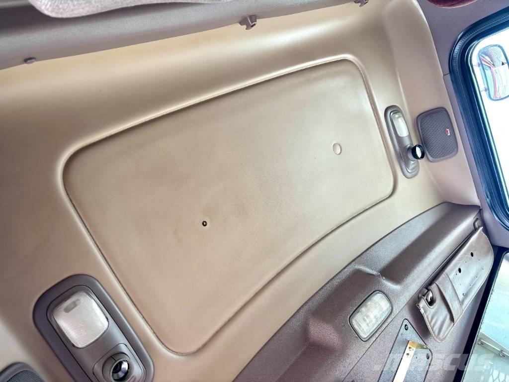 Peterbilt 389 レッカー車