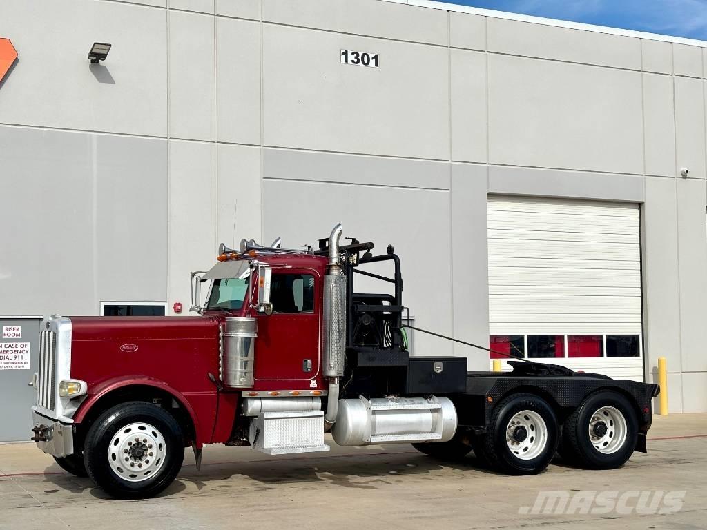 Peterbilt 389 レッカー車