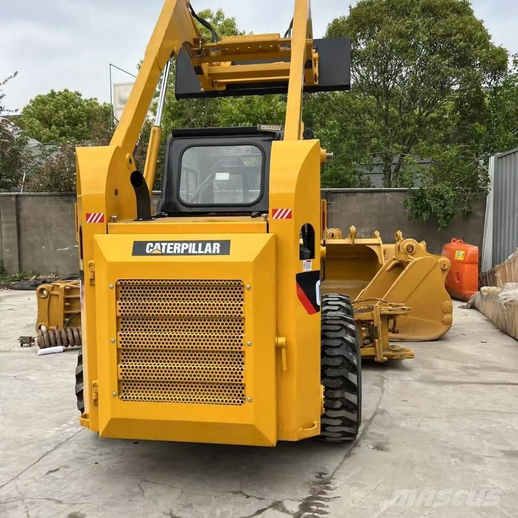 CAT 246 B ミニローダー