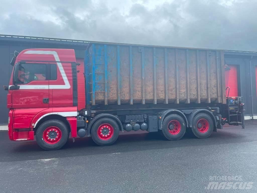 MAN TGX 35.480 クレーントラック、ユニック車