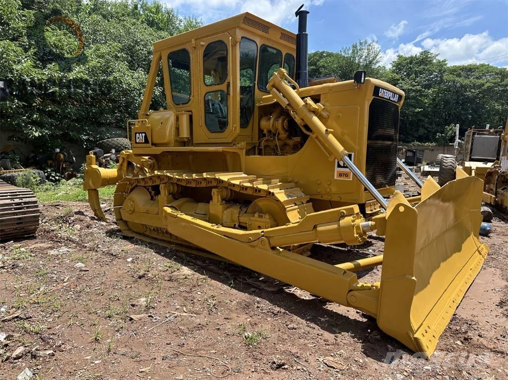 CAT D 7 G ブルドーザー