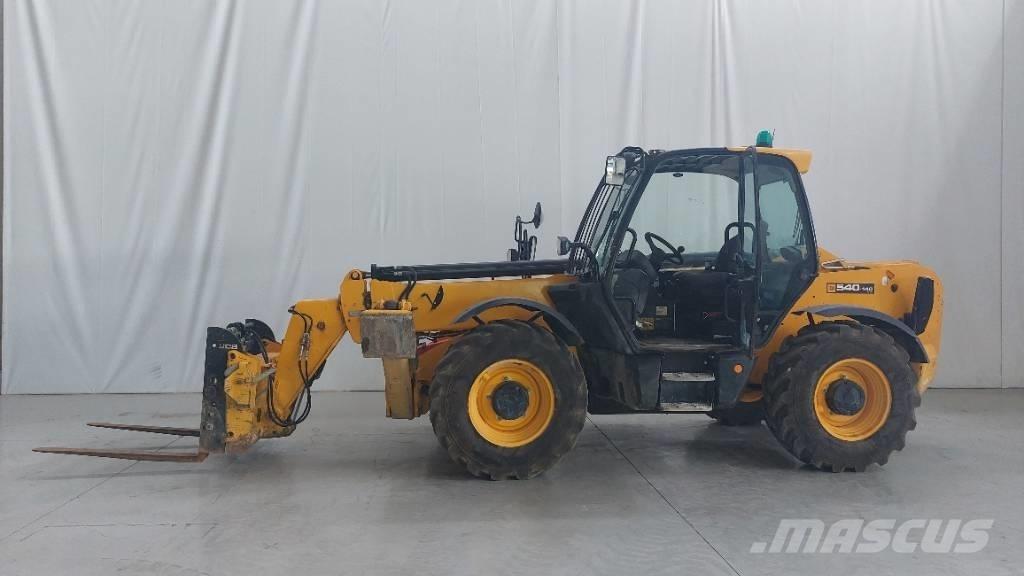 JCB 540-140 テレスコーピックハンドラー