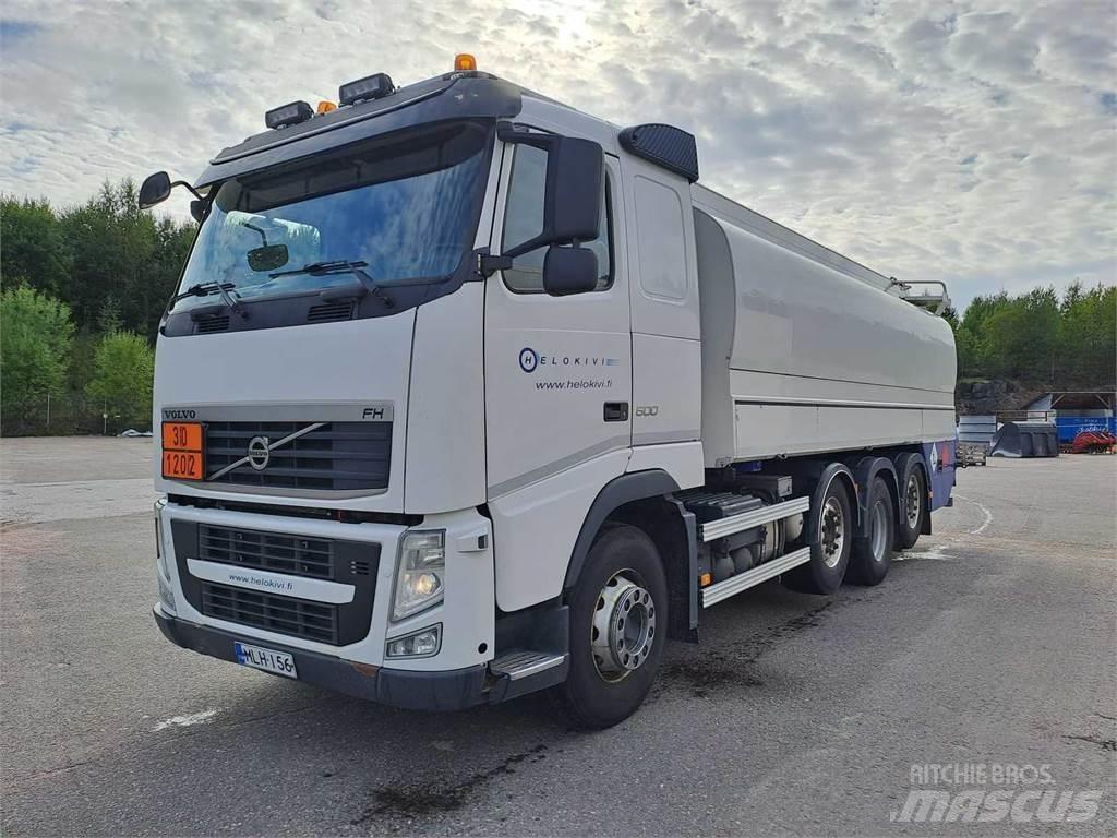Volvo FH 500 8X2 タンカートラック
