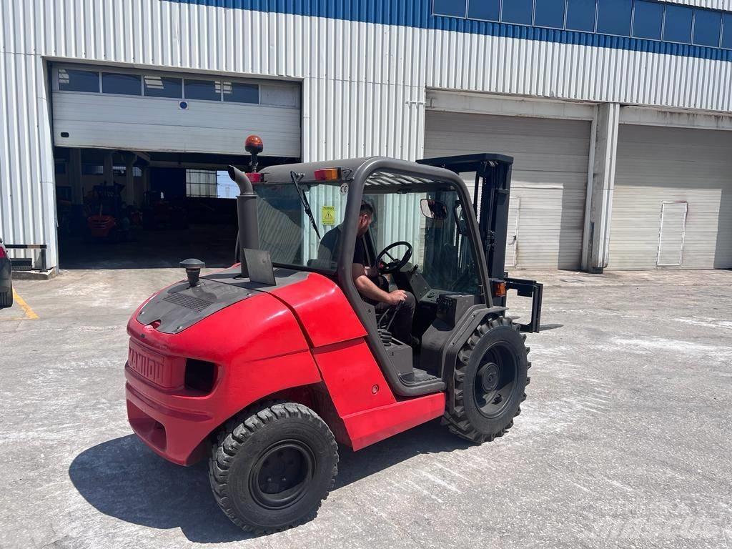 Manitou MH 25.4 T ラフターテレントラック