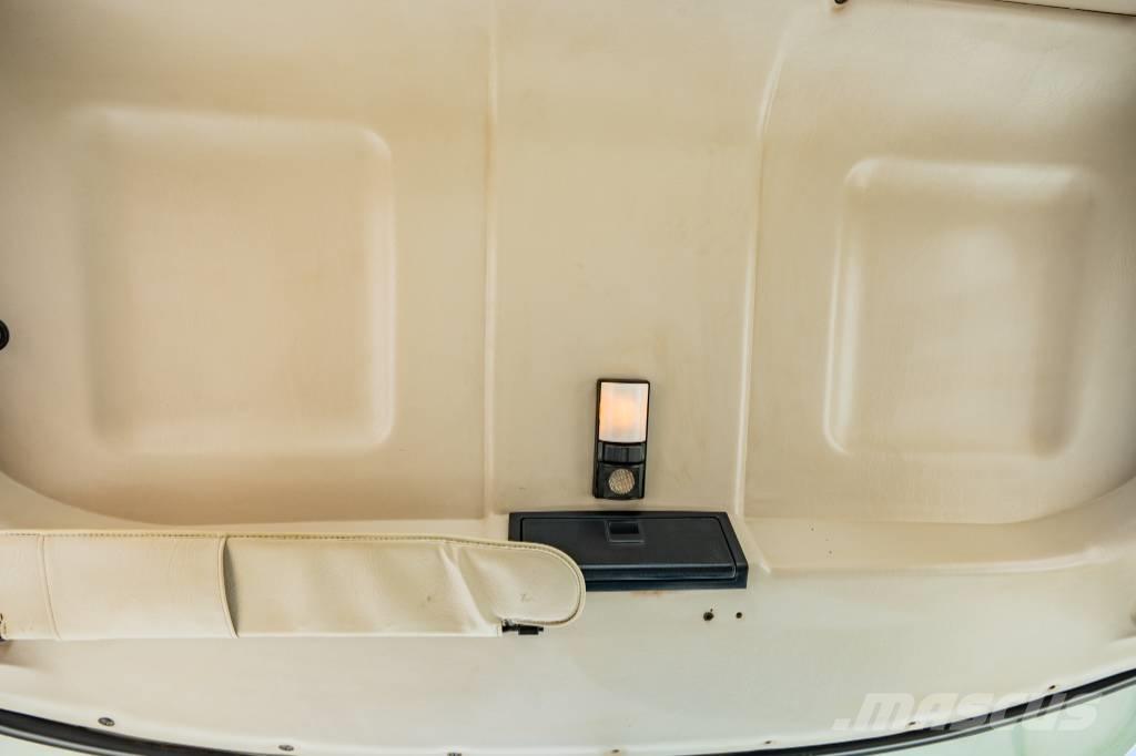 Mack CHN 613 中古トラクターヘッド | トレーラーヘッド