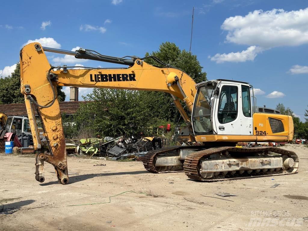 Liebherr R 924 C 大型油圧ショベル12t以上（パワーショベル・ユンボ）