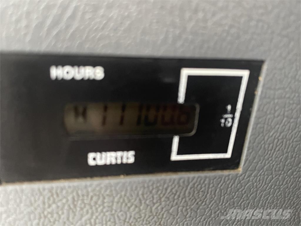 Hyundai HX520L 大型油圧ショベル12t以上（パワーショベル・ユンボ）