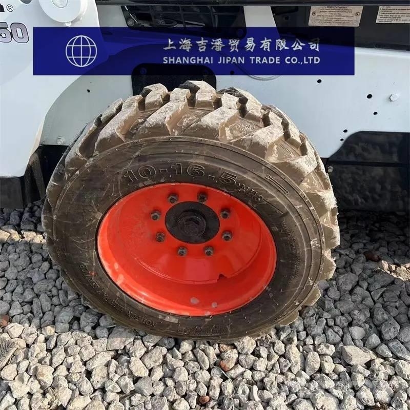Bobcat S 450 スキッドステアローダー