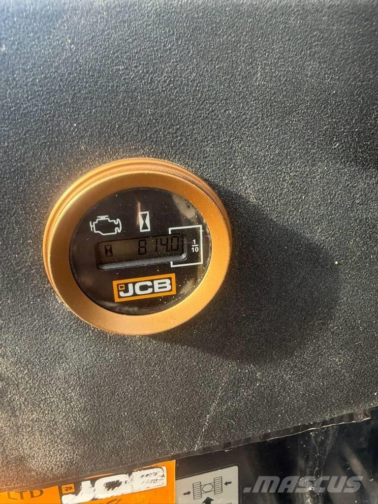 JCB 16 C-1 ミニ油圧ショベル 7t以下（ミニユンボ・ミニディガー）