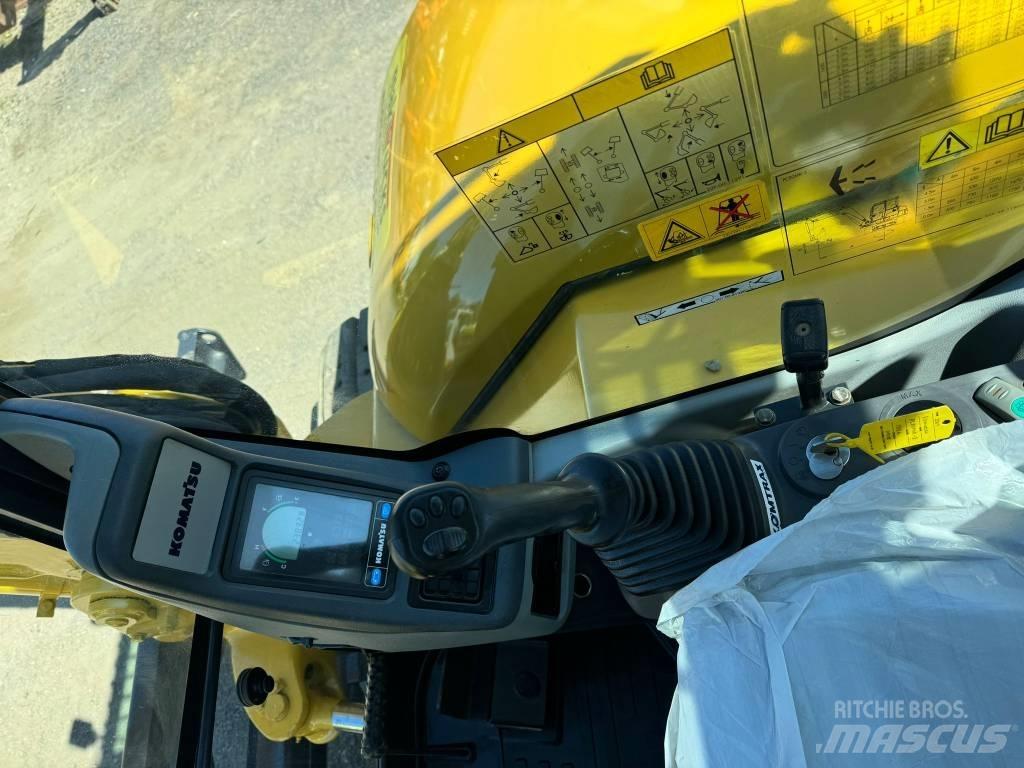 Komatsu PC 80 MR-3 中型油圧ショベル 7ｔ-12ｔ（ユンボ・パワーショベル・バックホー）